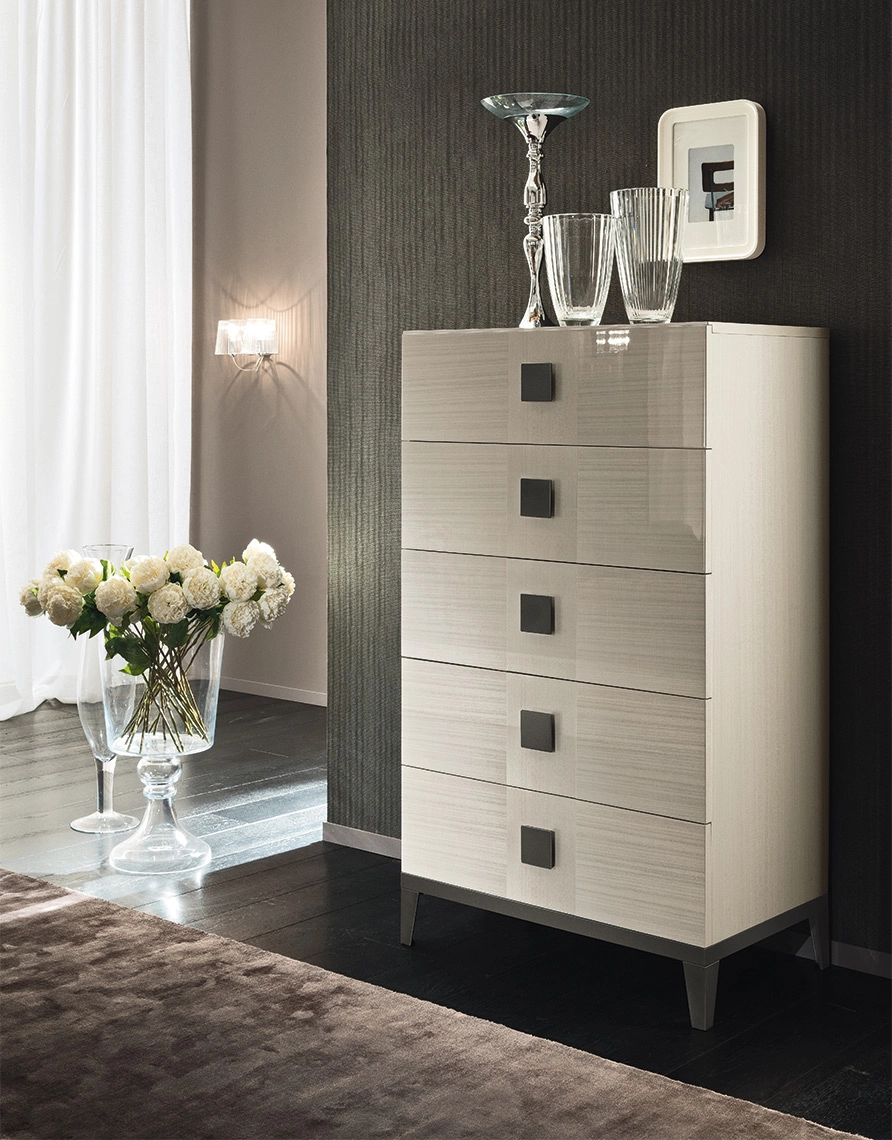 Zilli Furniture