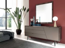 Frida Dresser