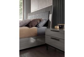 Novecento Nightstand