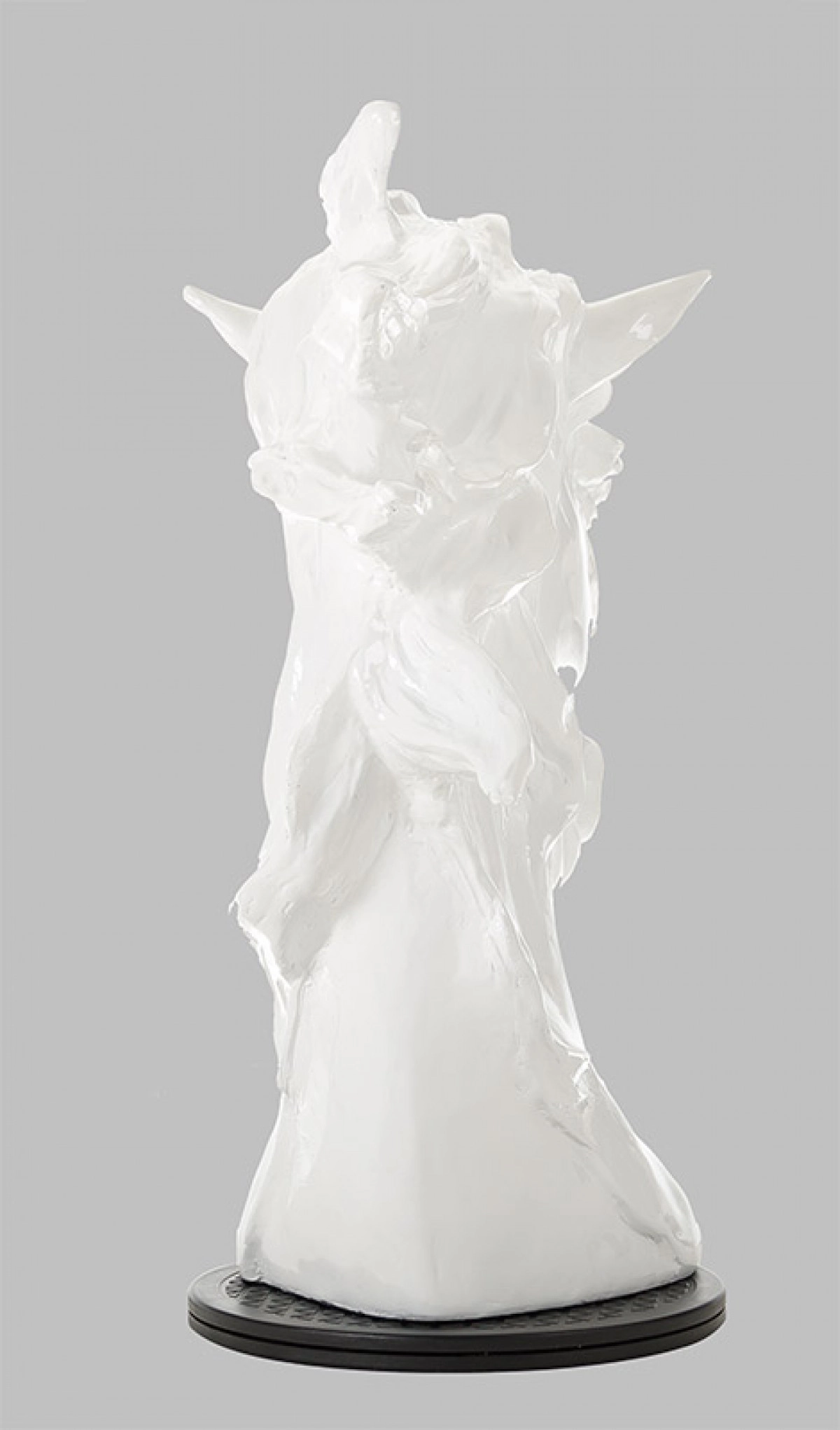 Zilli Furniture | White Modern Horse Head Sculpture Sz0002