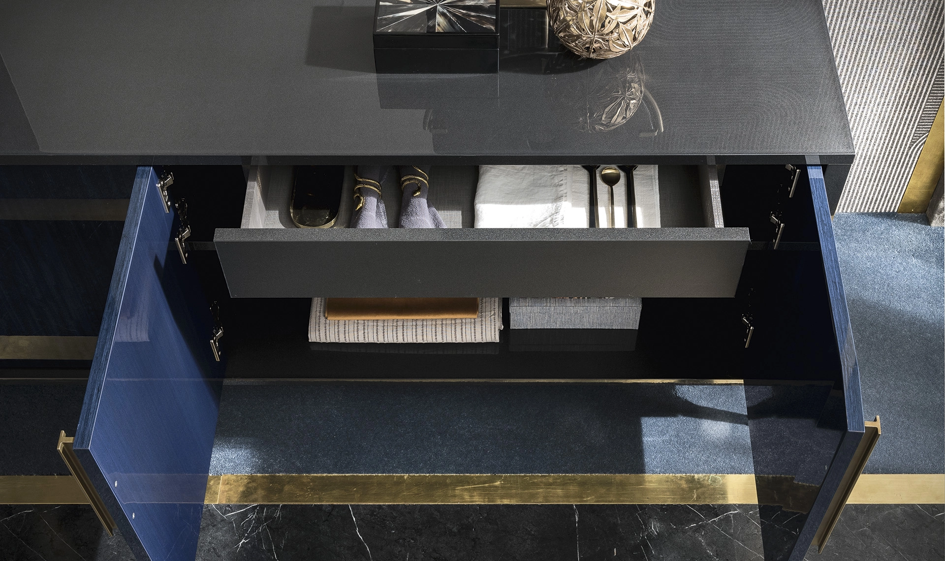 Oceanum Large Buffet