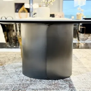 Mellow Dinning Table